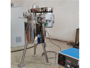 2L高溫高壓不銹鋼反應(yīng)釜已完工發(fā)往永州