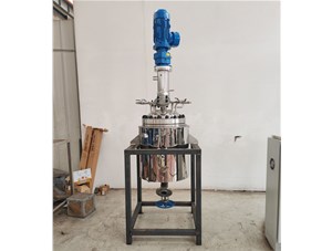 50L防爆不銹鋼夾套外循環(huán)醚化釜已完工發(fā)往瀘州